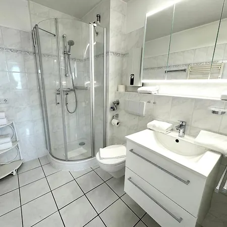 Duenenhof Zum Kronprinzen, App 102 公寓